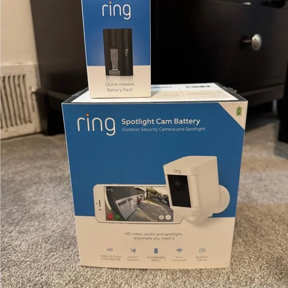 Ring Outdoor Security Cam in White